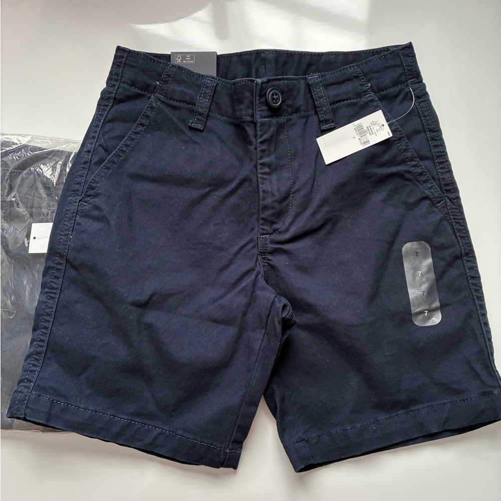 Gap kids adjustable waist chino shorts